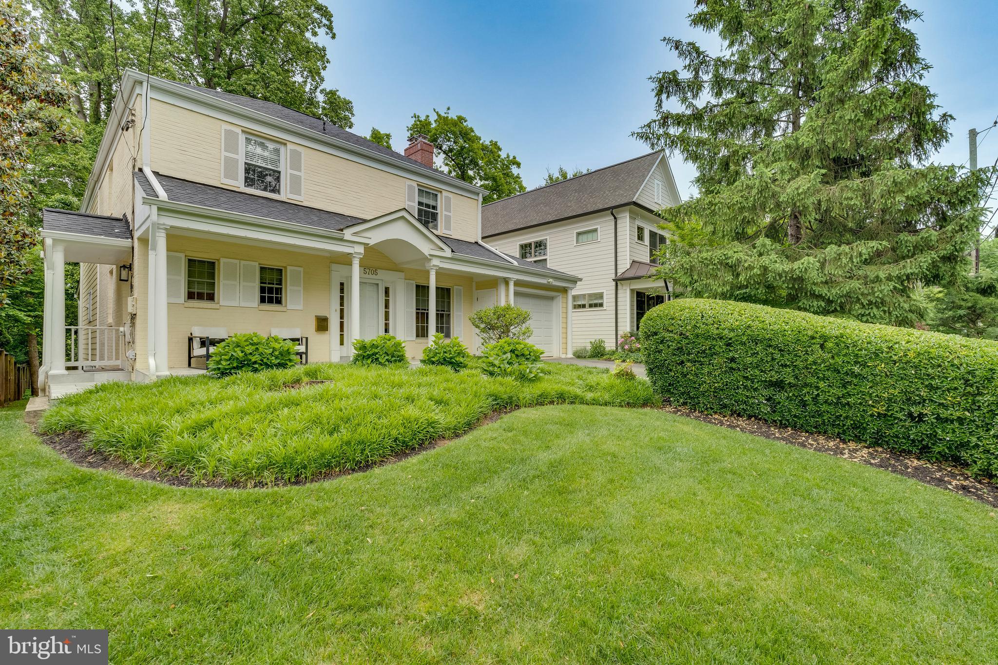 GREENWICH FOREST - Residential
