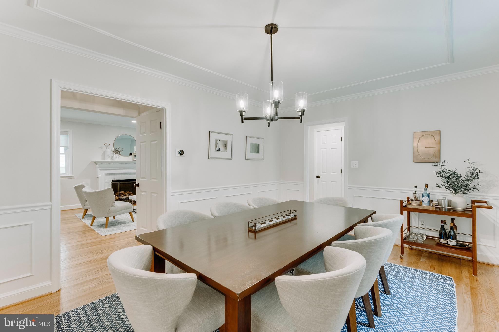 GREENWICH FOREST - Residential