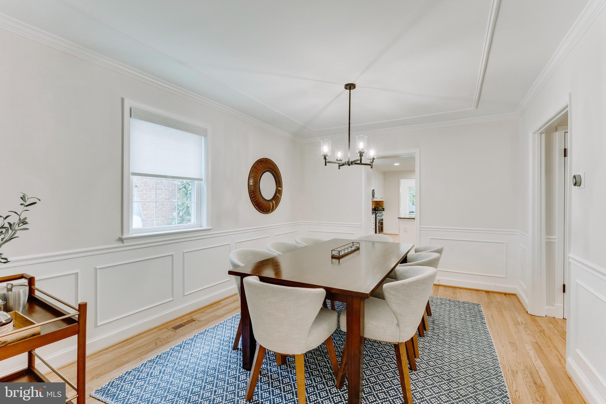 GREENWICH FOREST - Residential