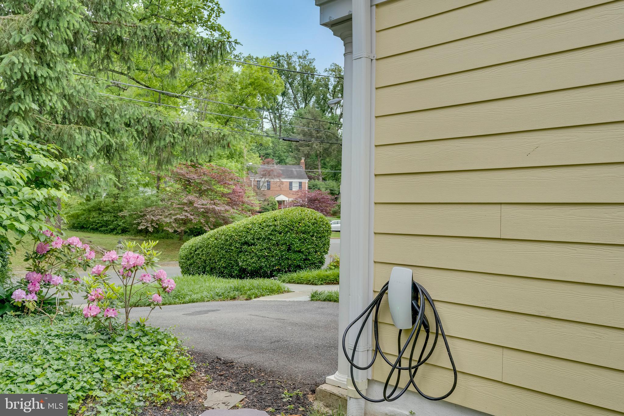 GREENWICH FOREST - Residential