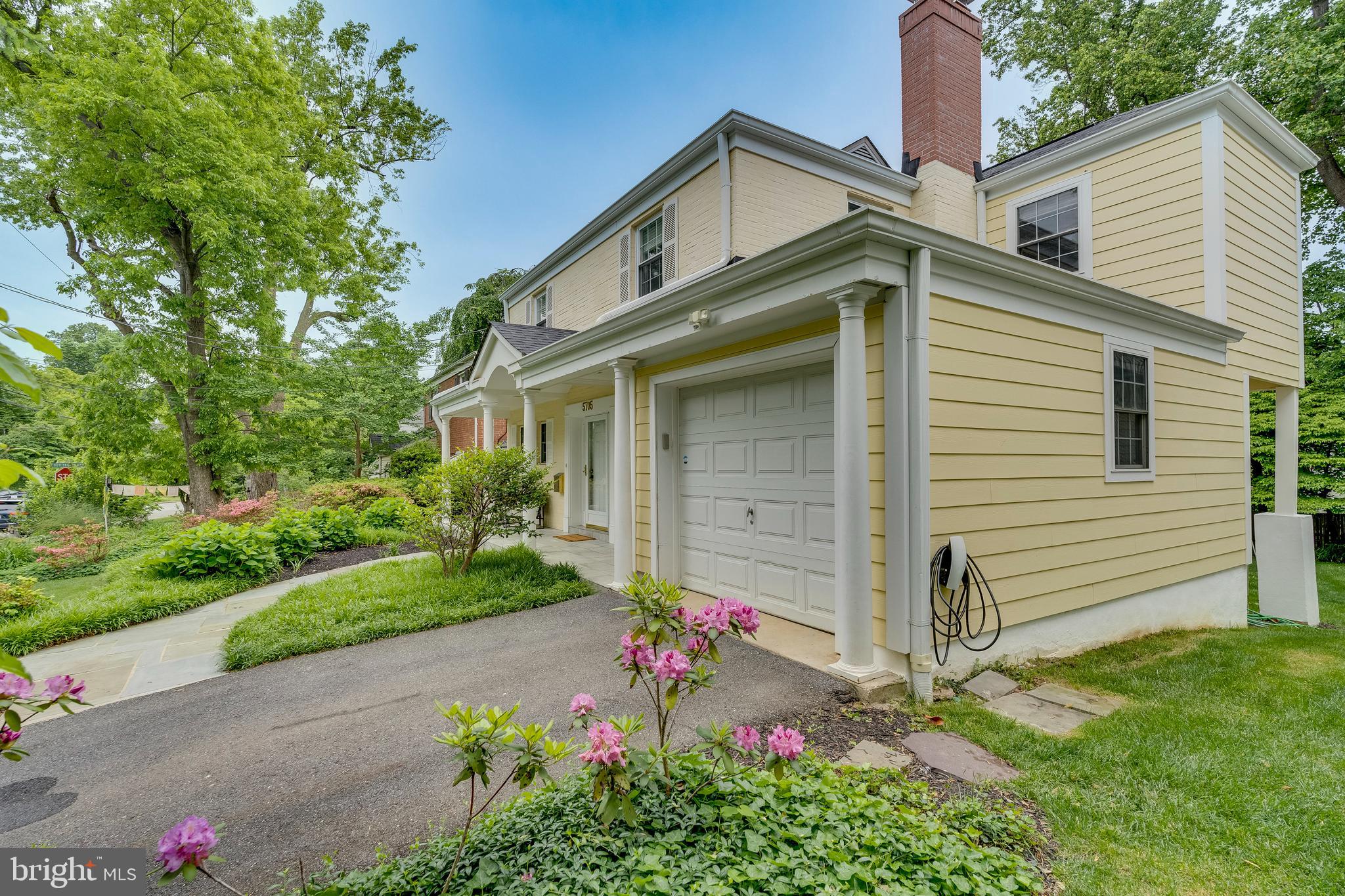 GREENWICH FOREST - Residential