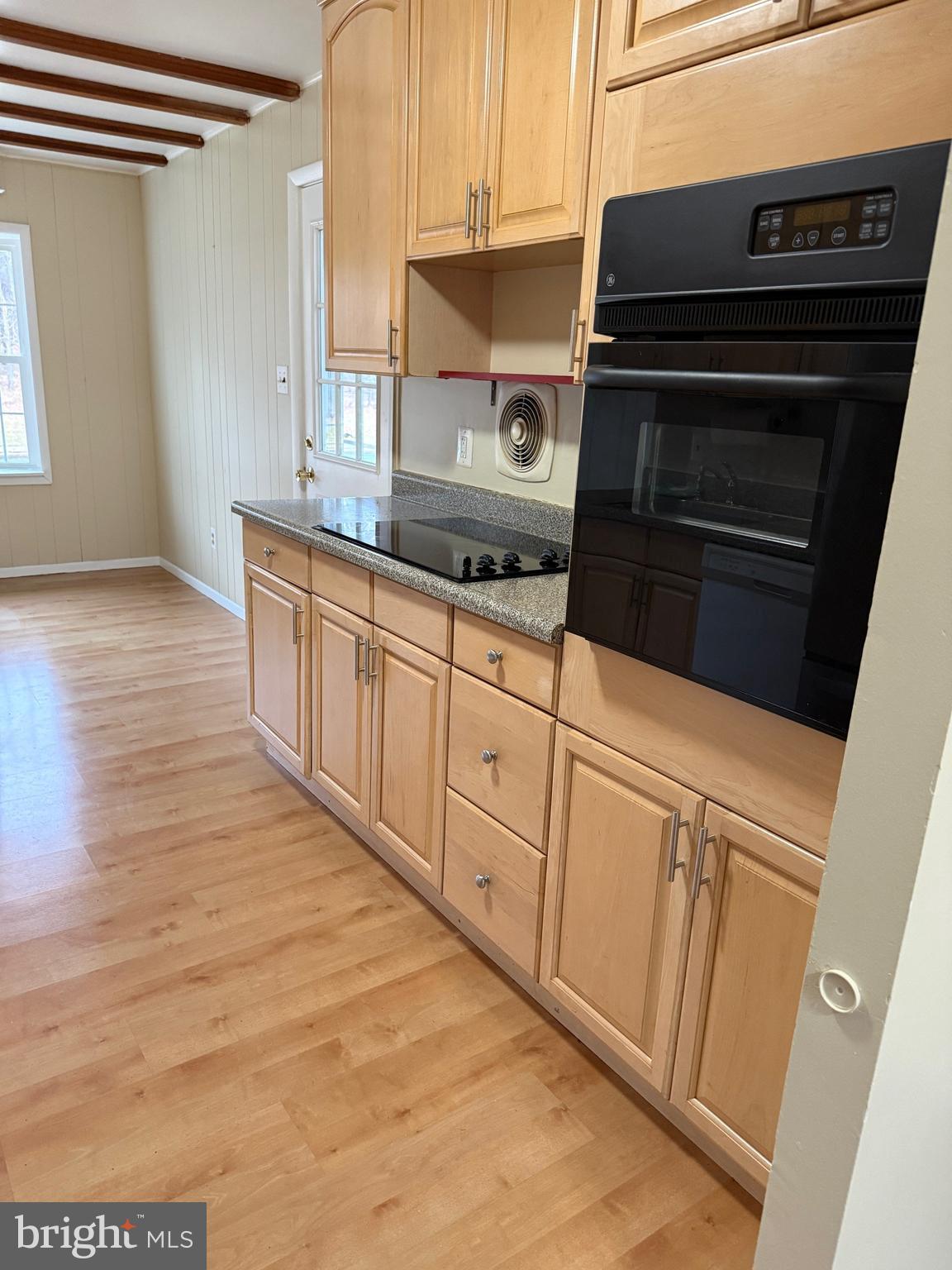 HUNGERFORD - Residential Lease