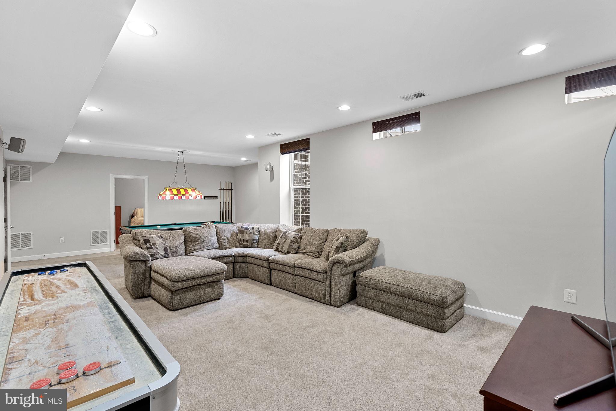 BRAMBLETON - Residential