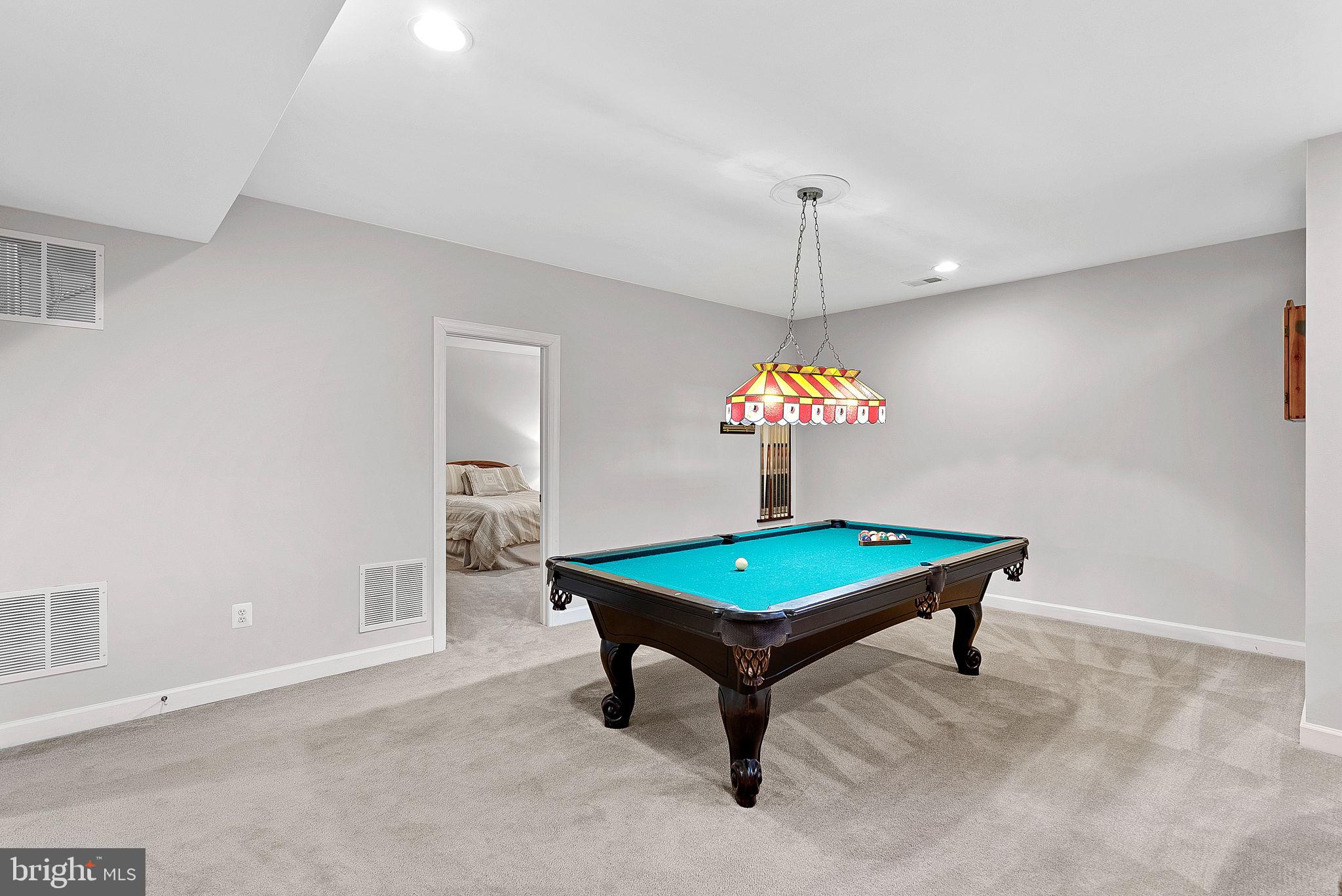 BRAMBLETON - Residential