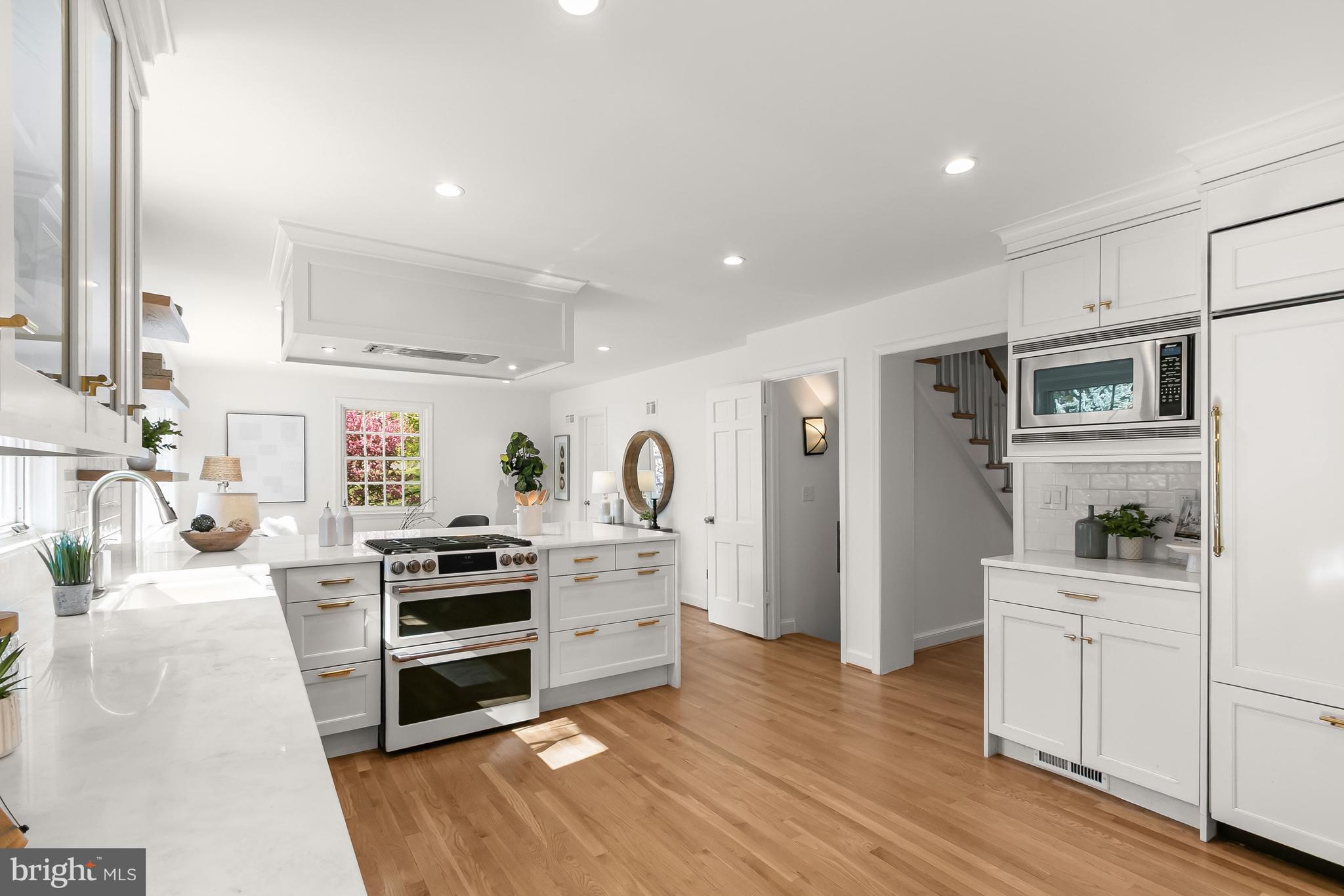 SPRING VALLEY - Residential