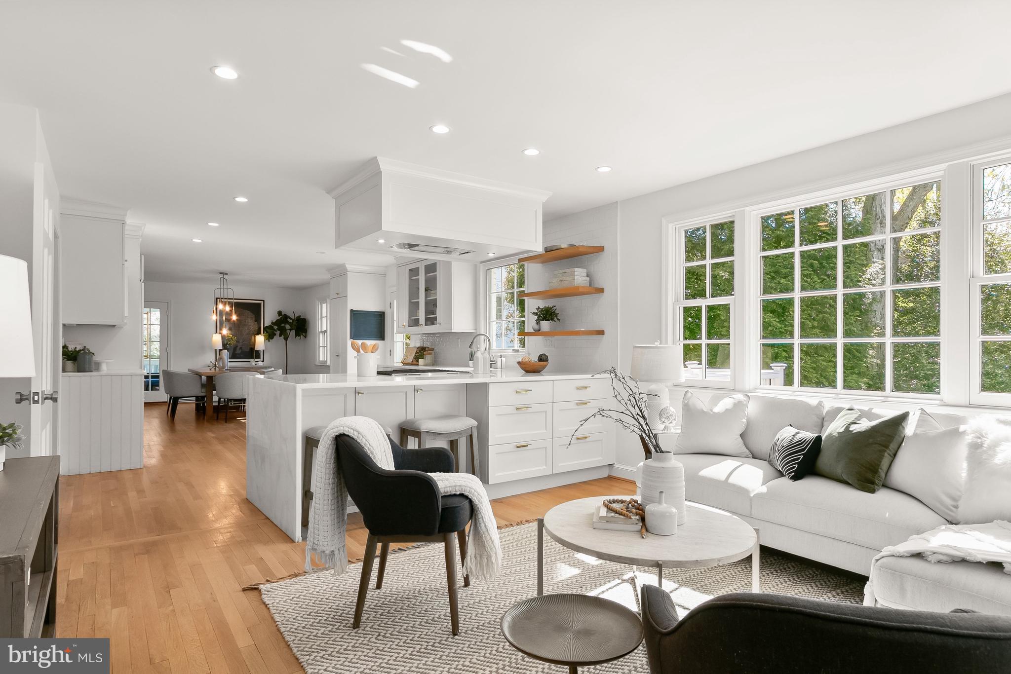 SPRING VALLEY - Residential