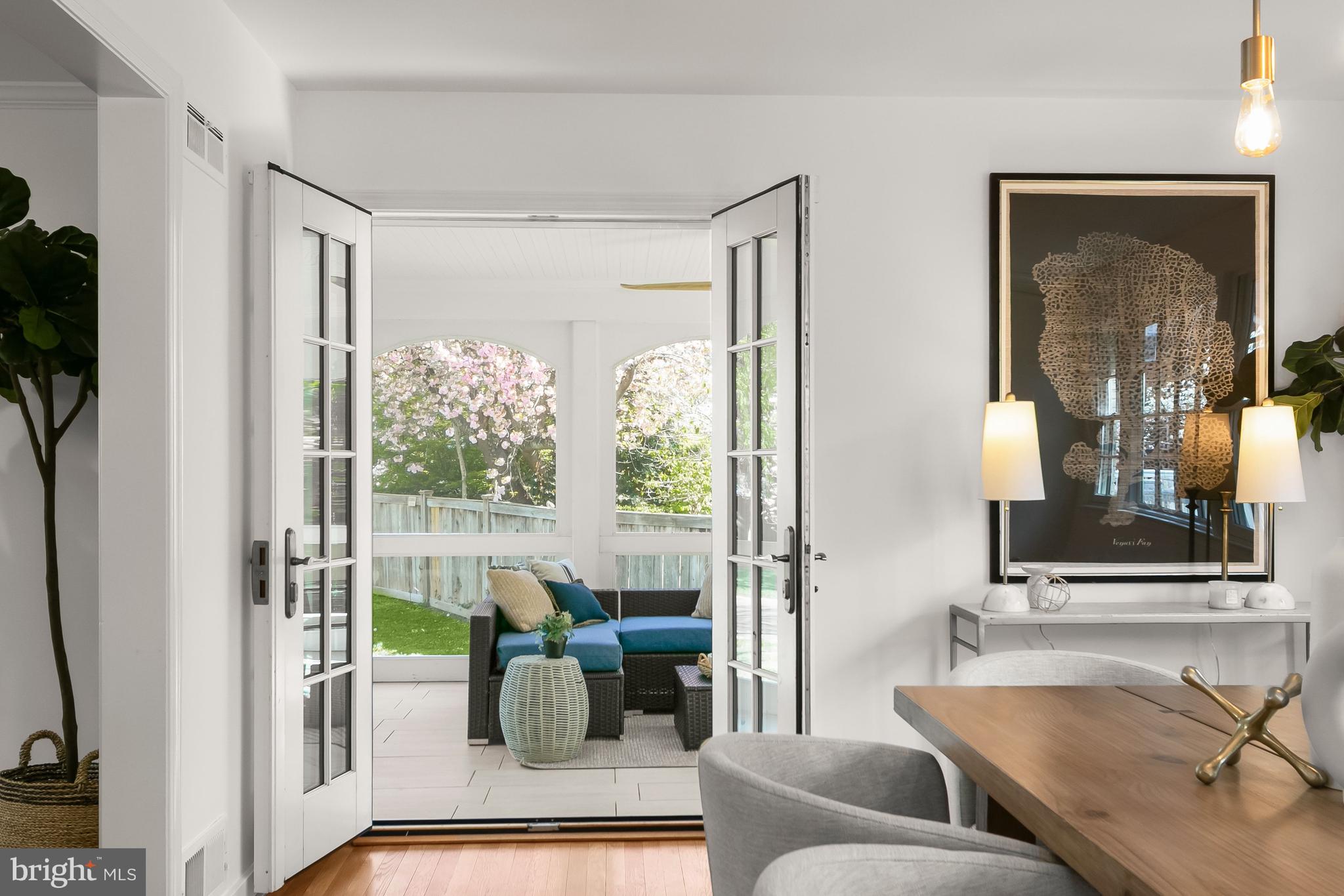 SPRING VALLEY - Residential