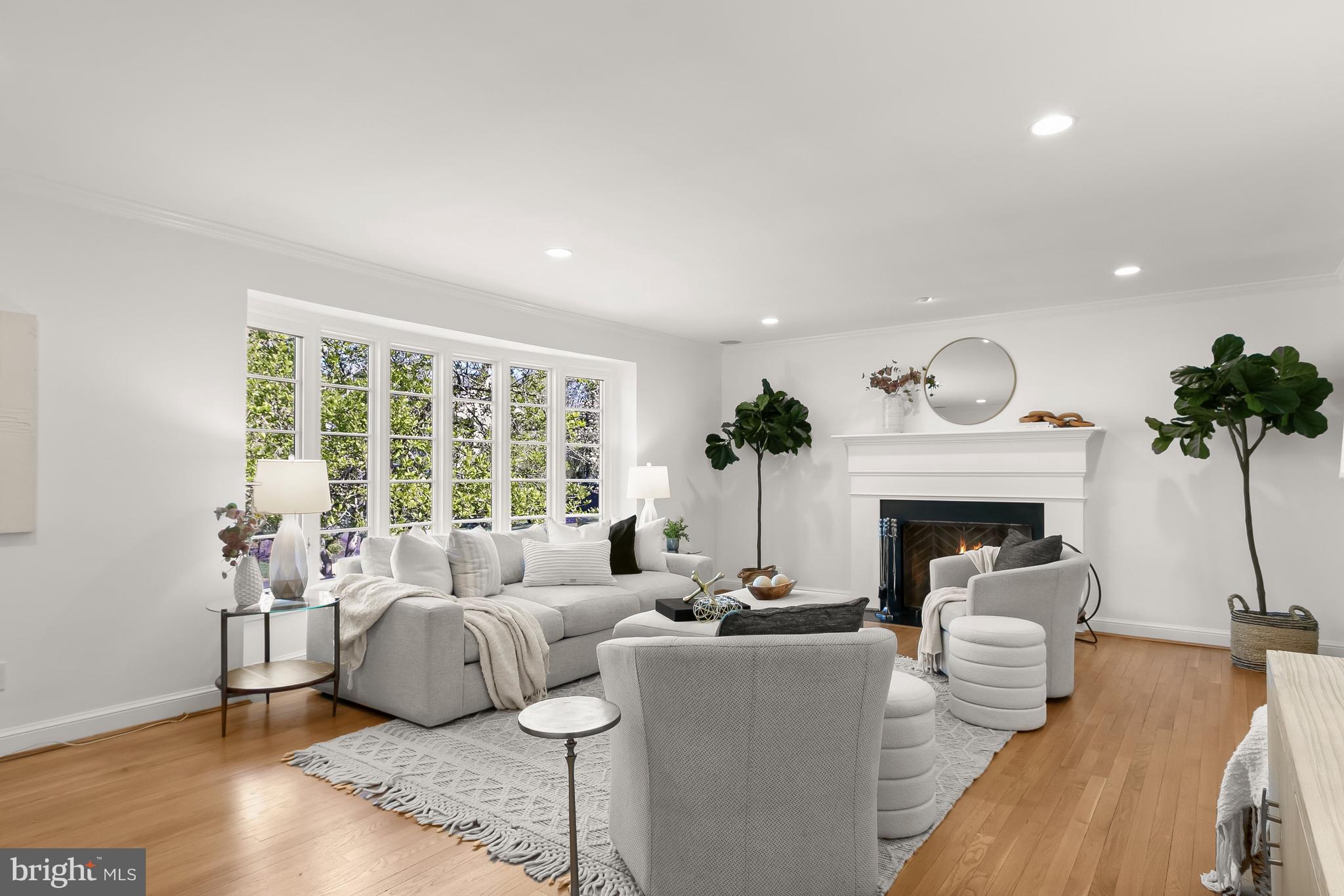 5120 UPTON STREET NW