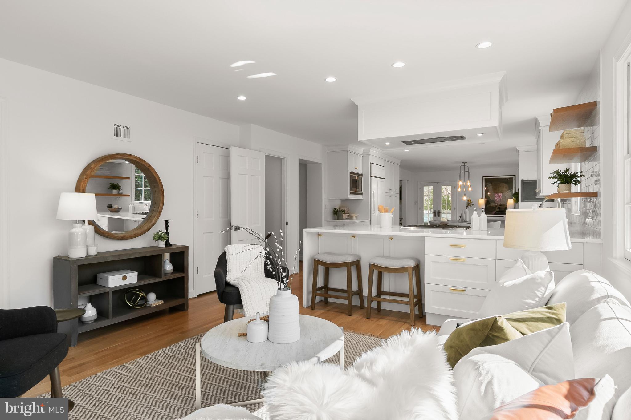 SPRING VALLEY - Residential