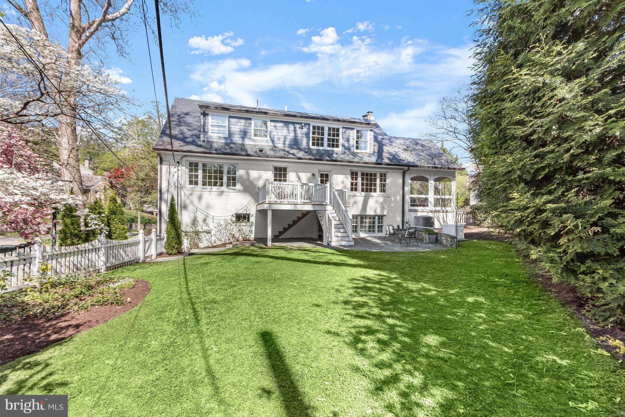SPRING VALLEY - Residential