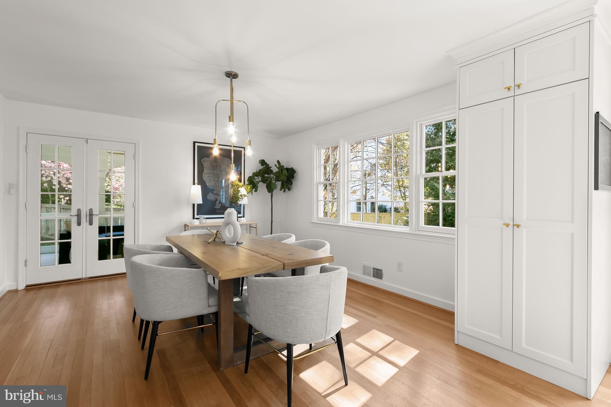 SPRING VALLEY - Residential