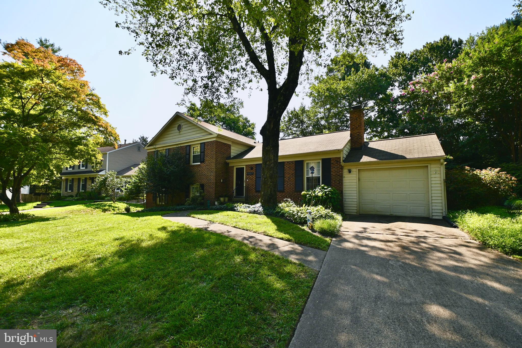 WAKEFIELD CHAPEL WOODS - Residential