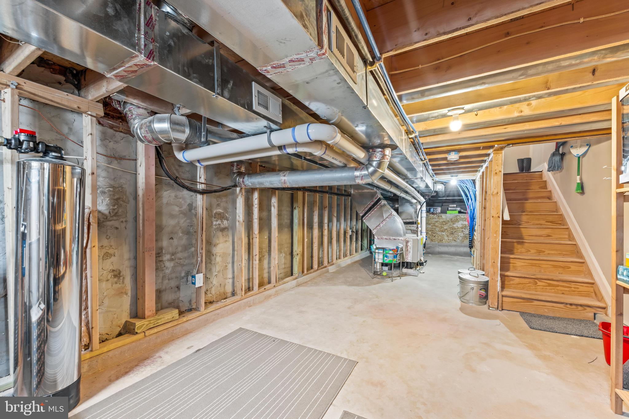 EAGER PARK TOWNHOMES - Residential Lease