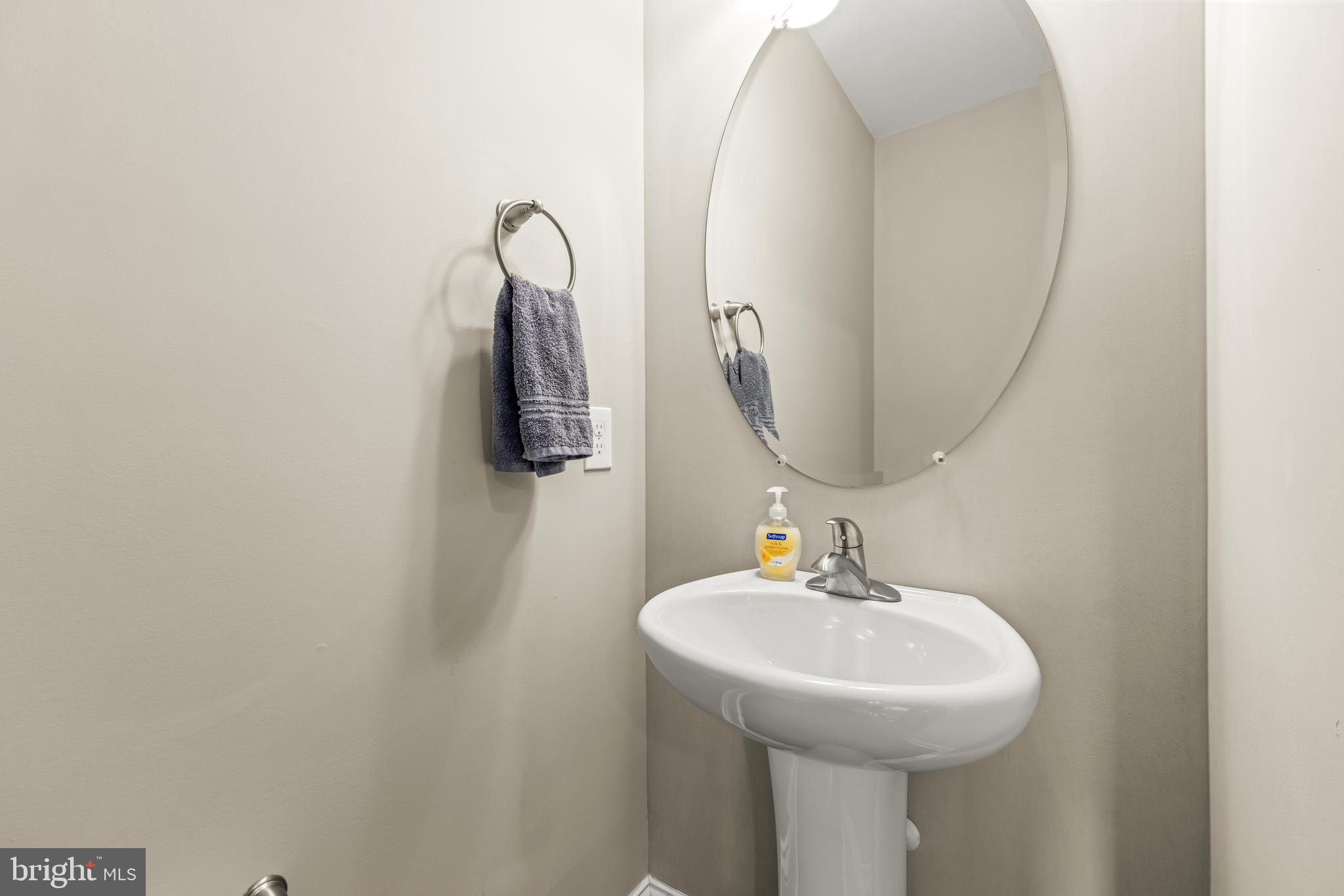 EAGER PARK TOWNHOMES - Residential Lease