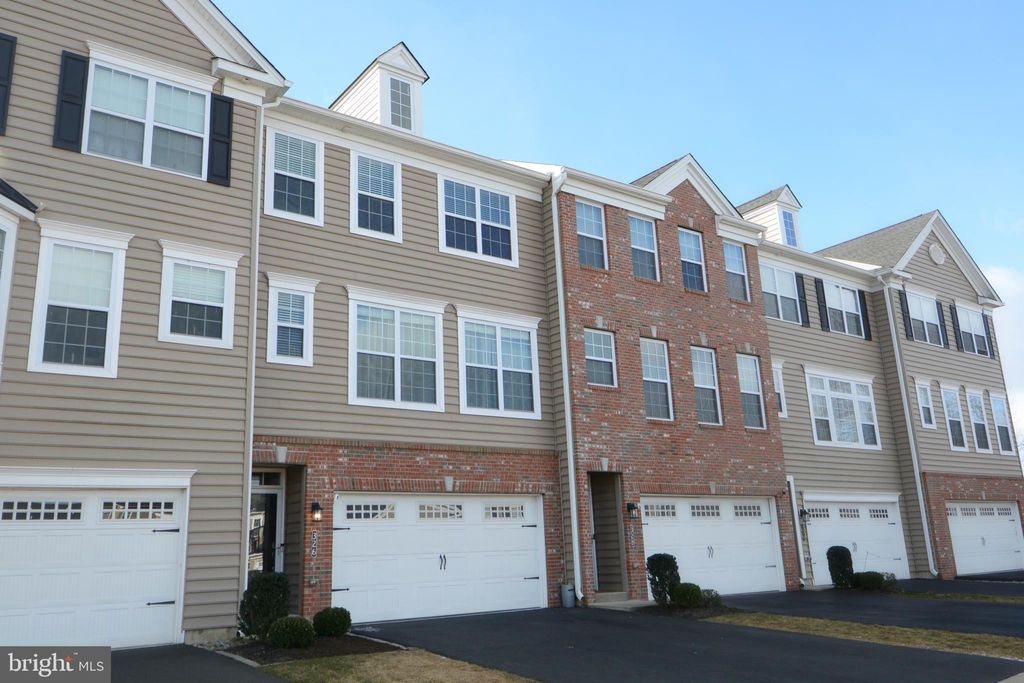 Photo of 326 W Hamlin Avenue, TELFORD, PA 18969 (MLS # PAMC2166644)