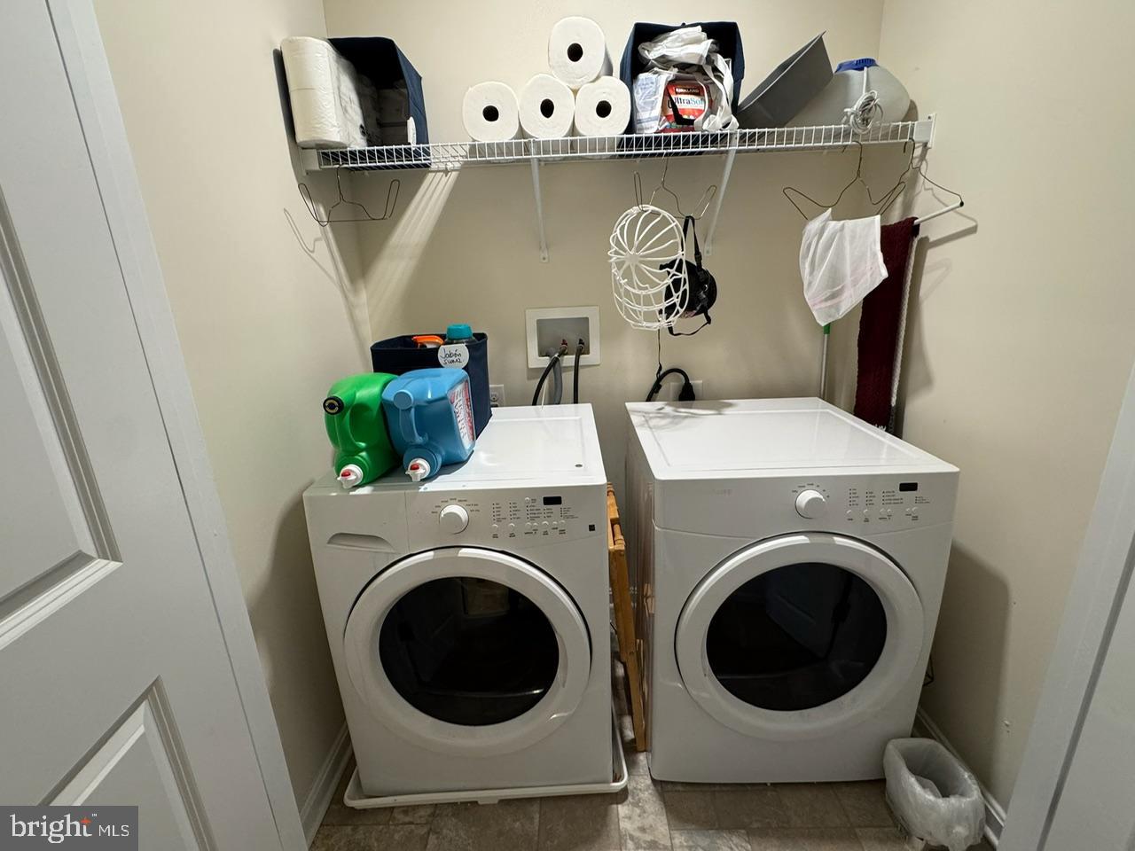 WOODMORE TOWNE CENTRE - Residential Lease