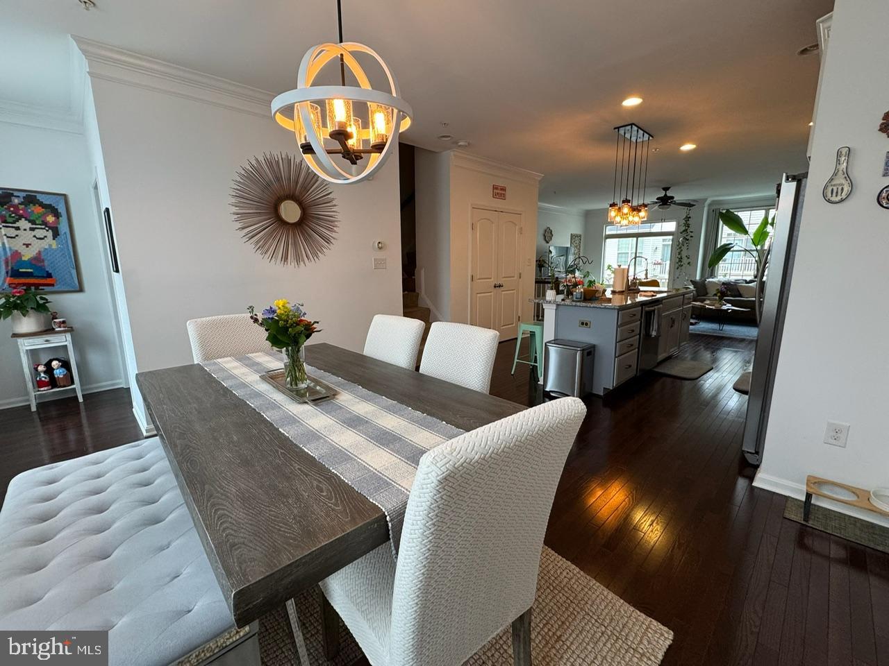 WOODMORE TOWNE CENTRE - Residential Lease