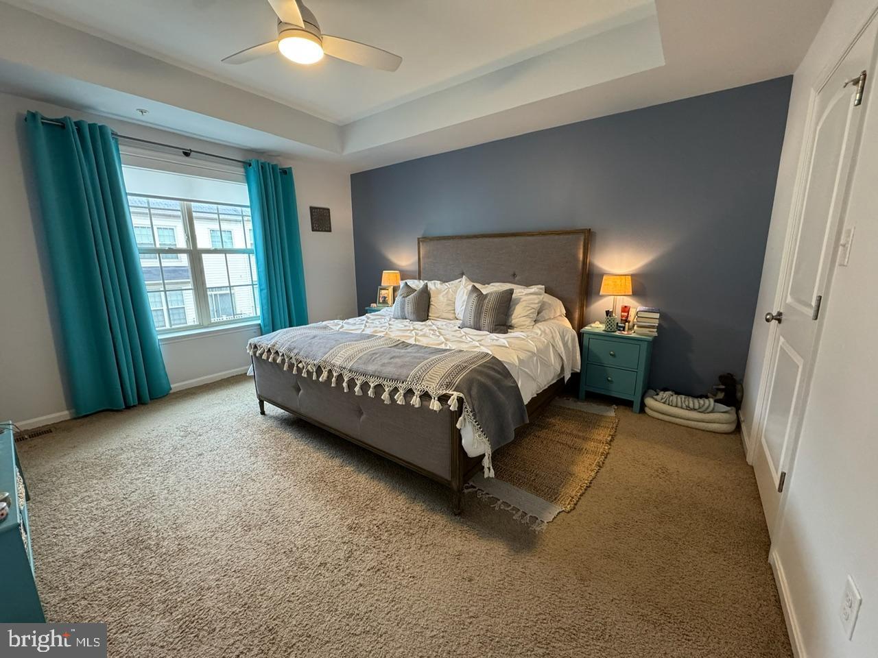 WOODMORE TOWNE CENTRE - Residential Lease