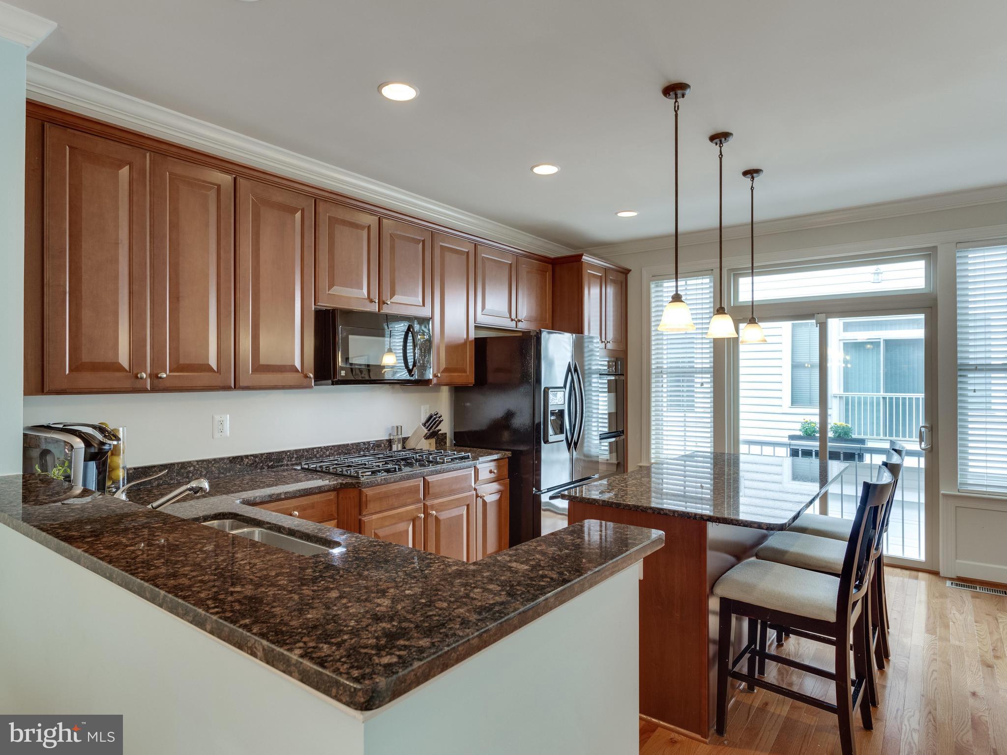 SHIRLINGTON CREST - Residential