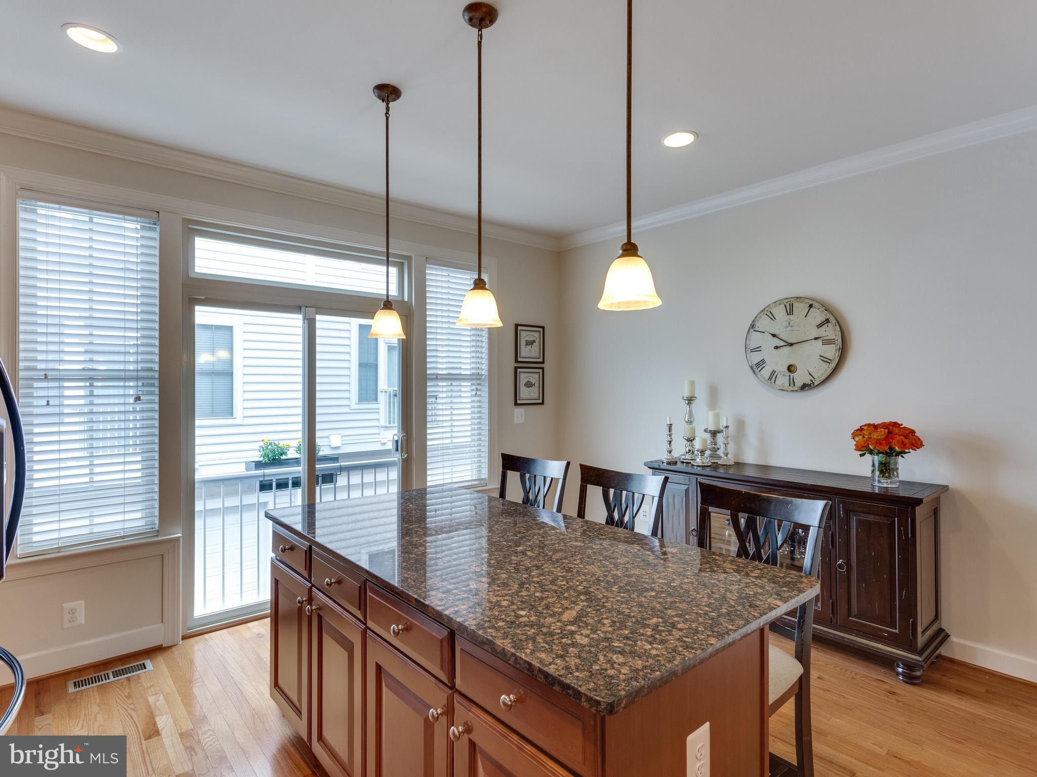 SHIRLINGTON CREST - Residential