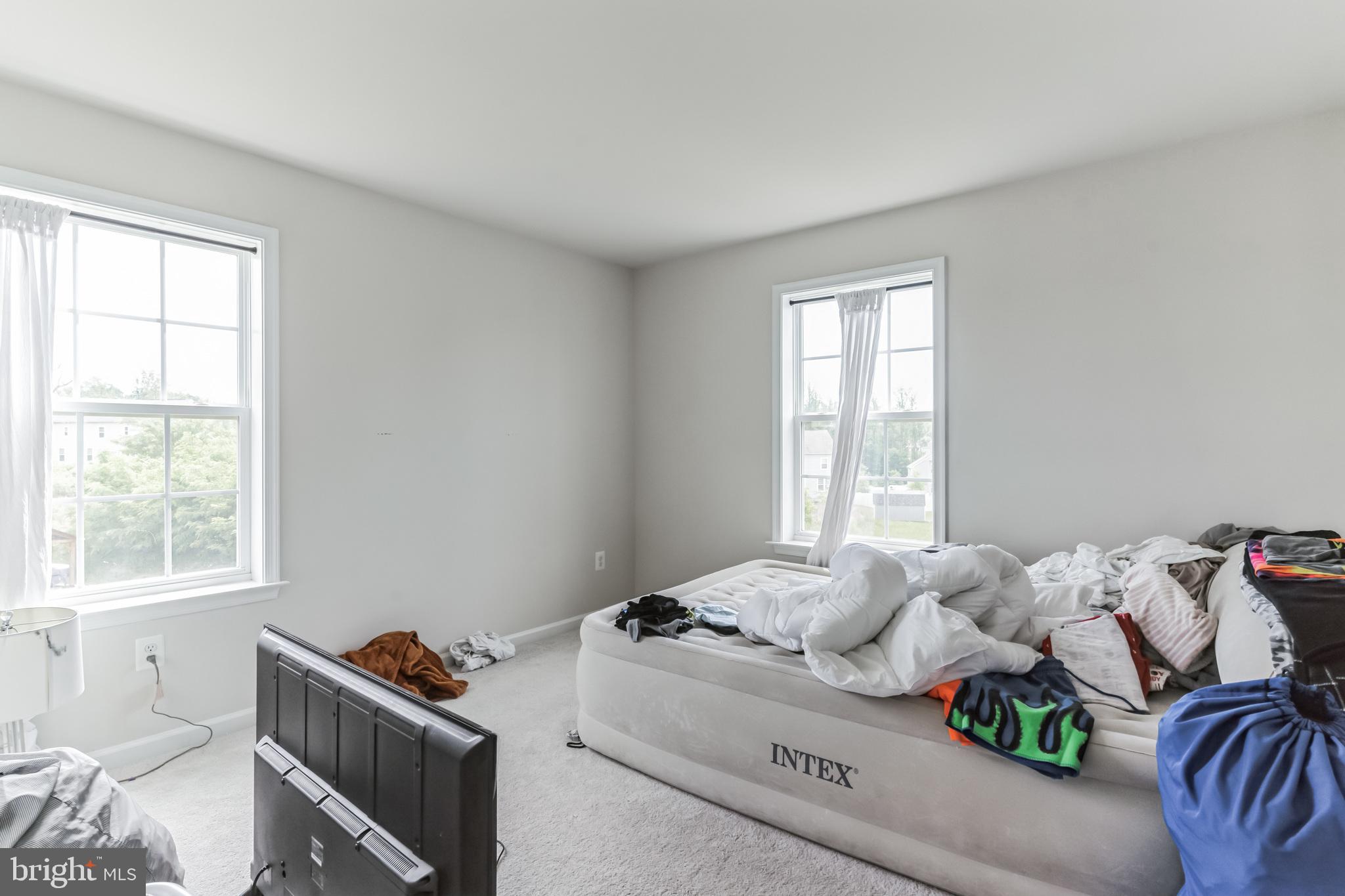 MARSHALL GROVE ESTATES - Residential Lease