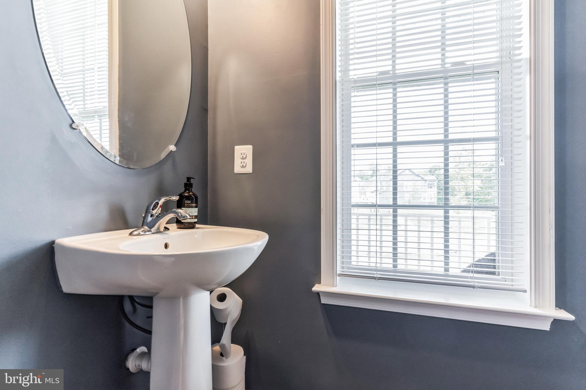 MARSHALL GROVE ESTATES - Residential Lease