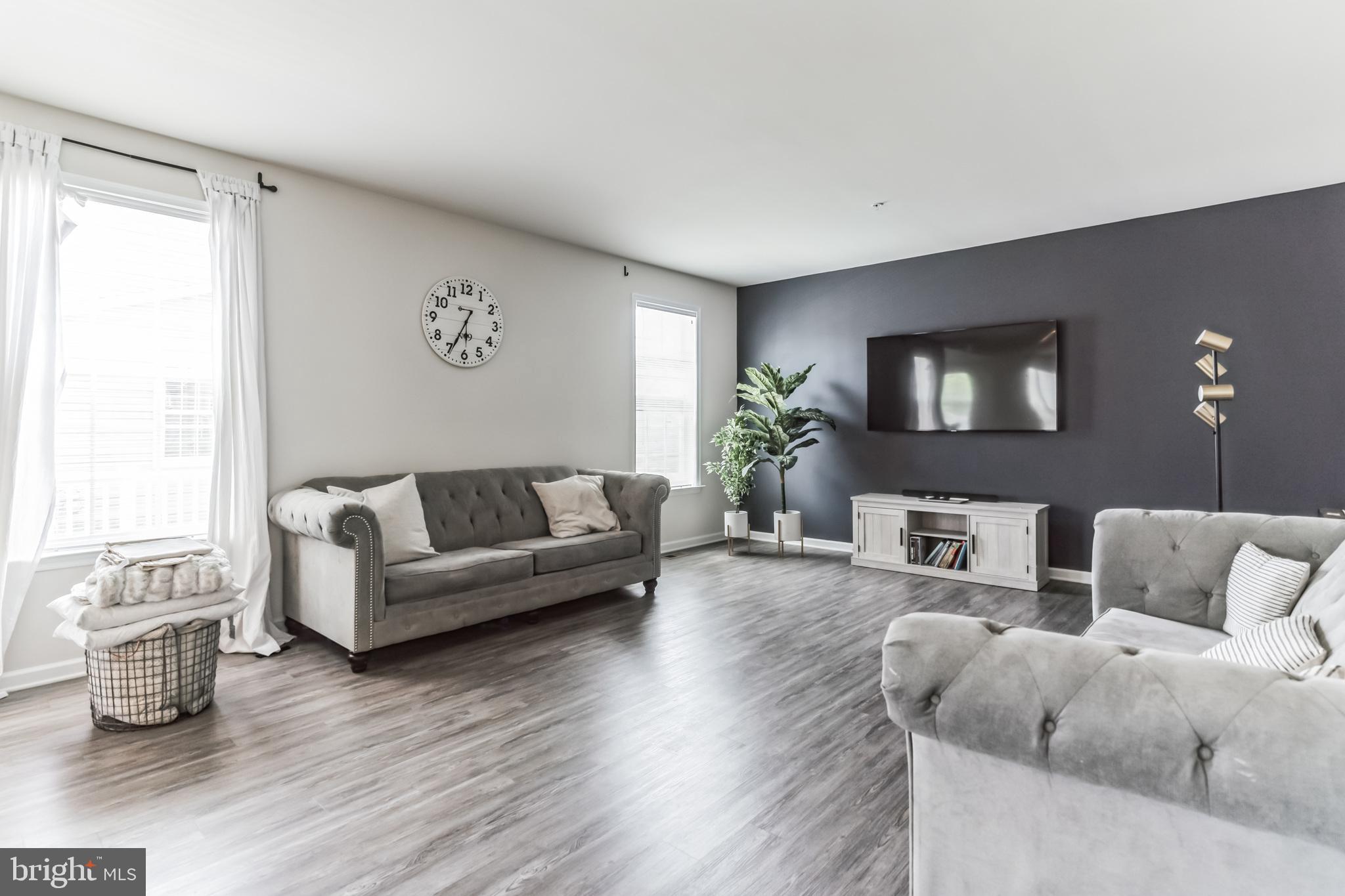 MARSHALL GROVE ESTATES - Residential Lease