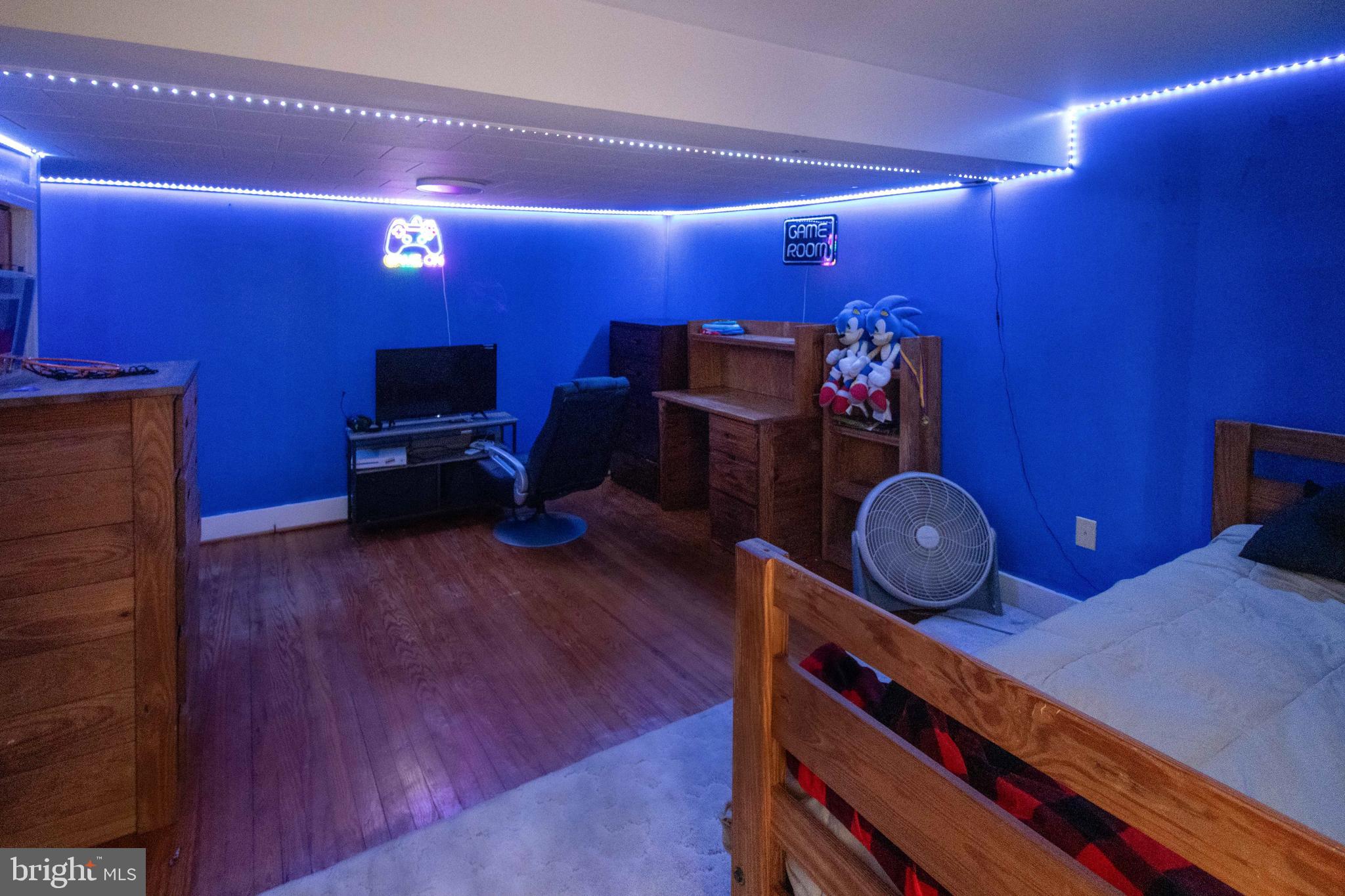 TOWN OF ROMNEY - Residential