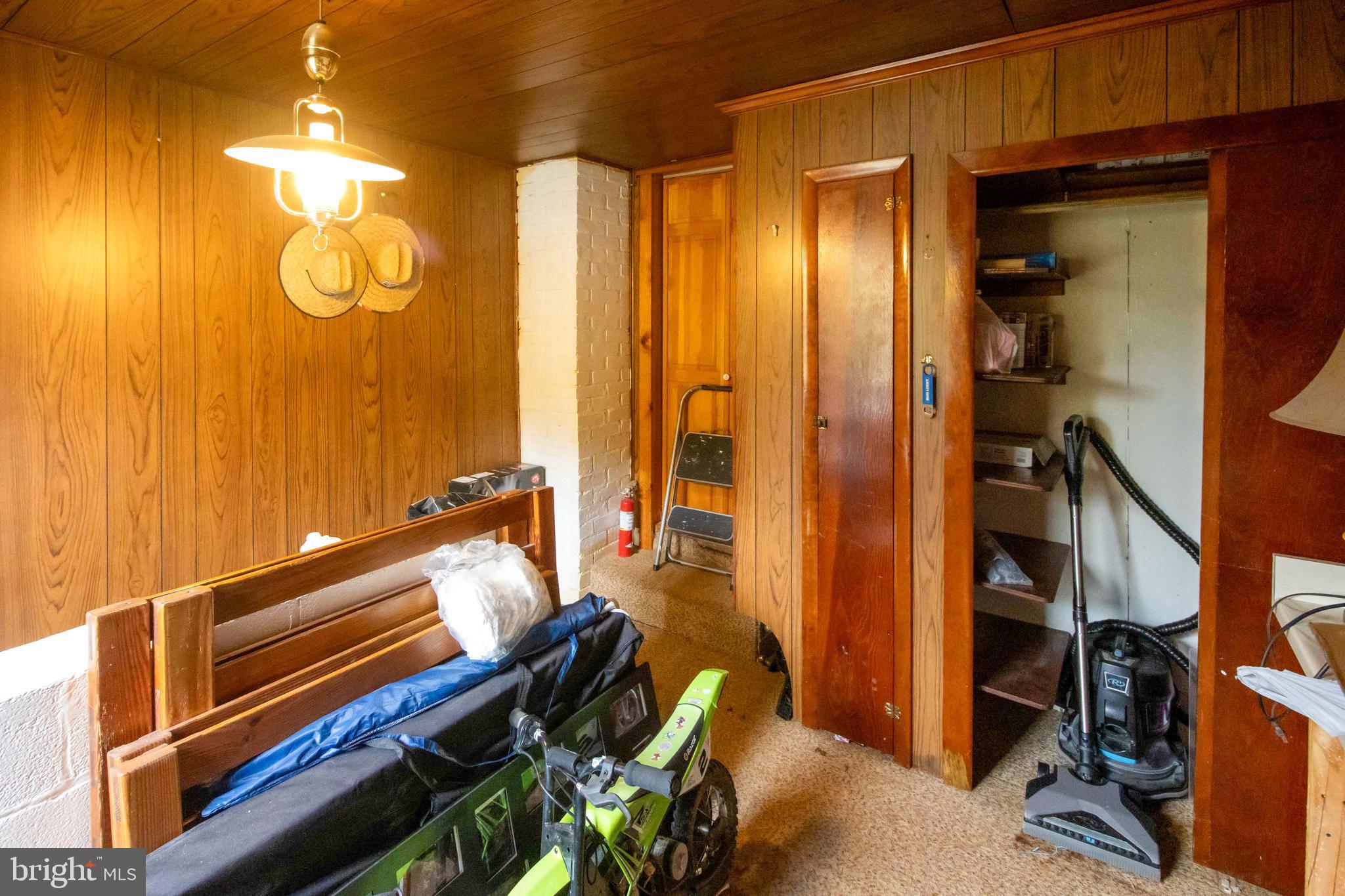 TOWN OF ROMNEY - Residential