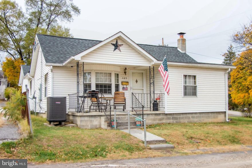 Large Home in a Small Town! Over 1,700 square feet of interior living space within walking distance to all that the Town of Romney offers. 3 Bedrooms, 1 Bathroom (could easily be converted into two bathrooms). LARGE kitchen and Dining combo. LARGE yard that is actually a separate lot with plenty of space for activities or another dwelling. Street parking is available in the front but private parking on the side of the house is even better! Great for single family living or with some modifications could be rented as two separate apartments. Tons of potential! Electric Heating/cooling.. dual hvac with back up option of baseboard heat. All major appliances will convey with sale.  Move in before Christmas and experience Christmas In Romney!