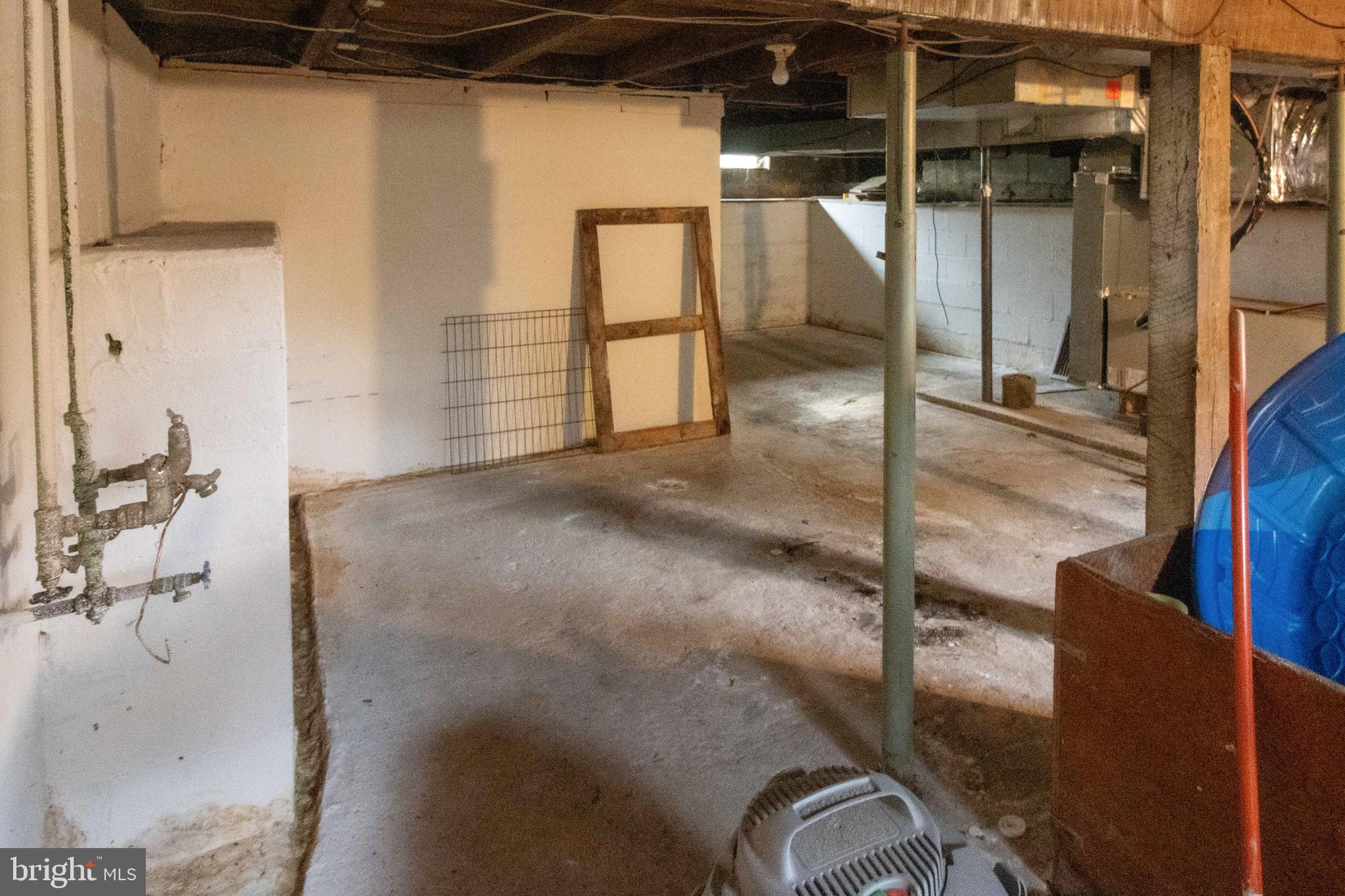 TOWN OF ROMNEY - Residential