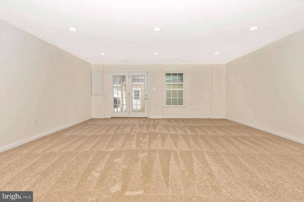 LINTON AT BALLENGER - Residential