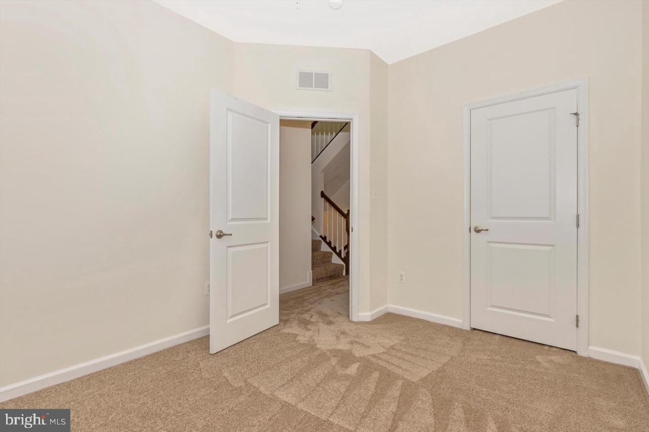 LINTON AT BALLENGER - Residential