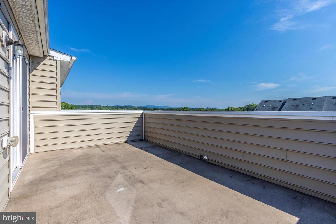 LINTON AT BALLENGER - Residential