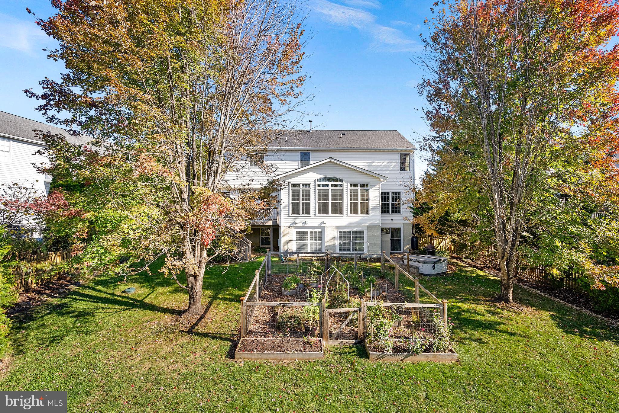 HIRST FARM - Residential