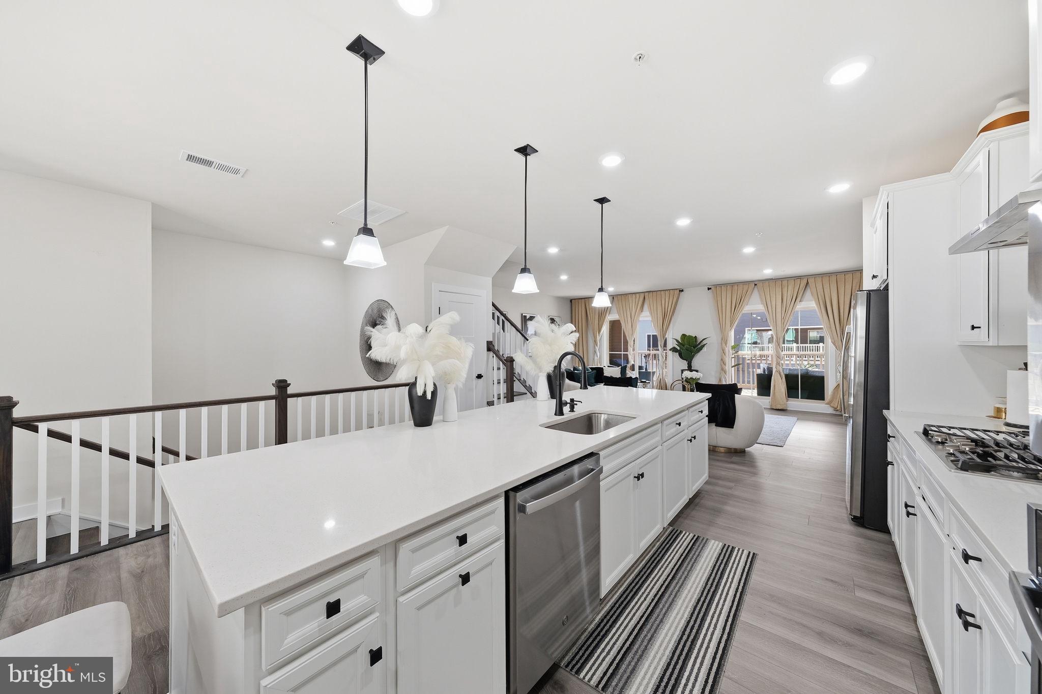 TURF VALLEY - Residential