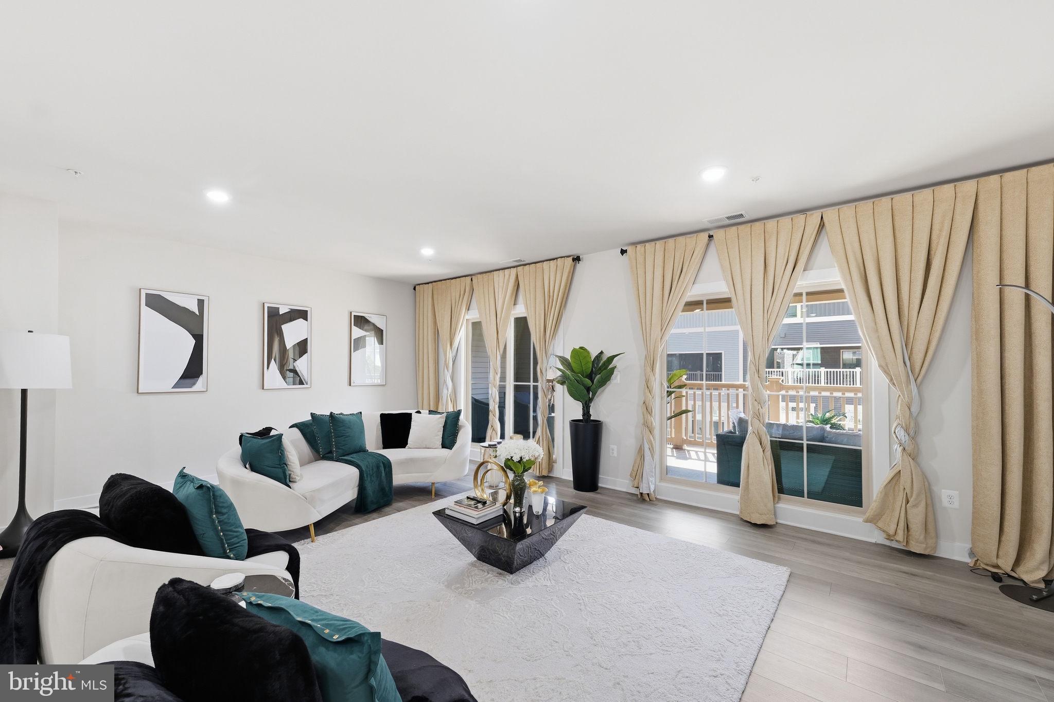 TURF VALLEY - Residential