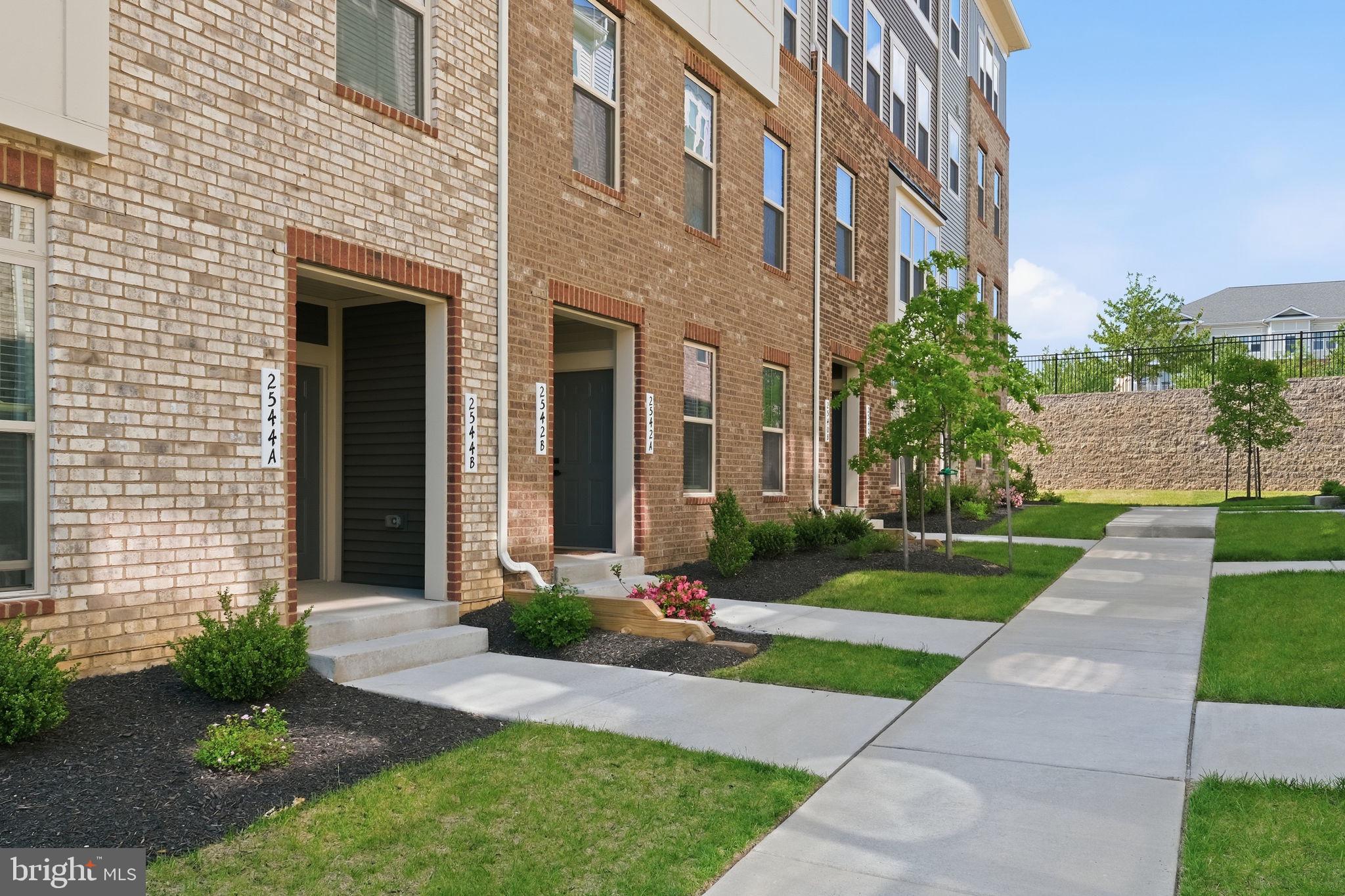 TURF VALLEY - Residential