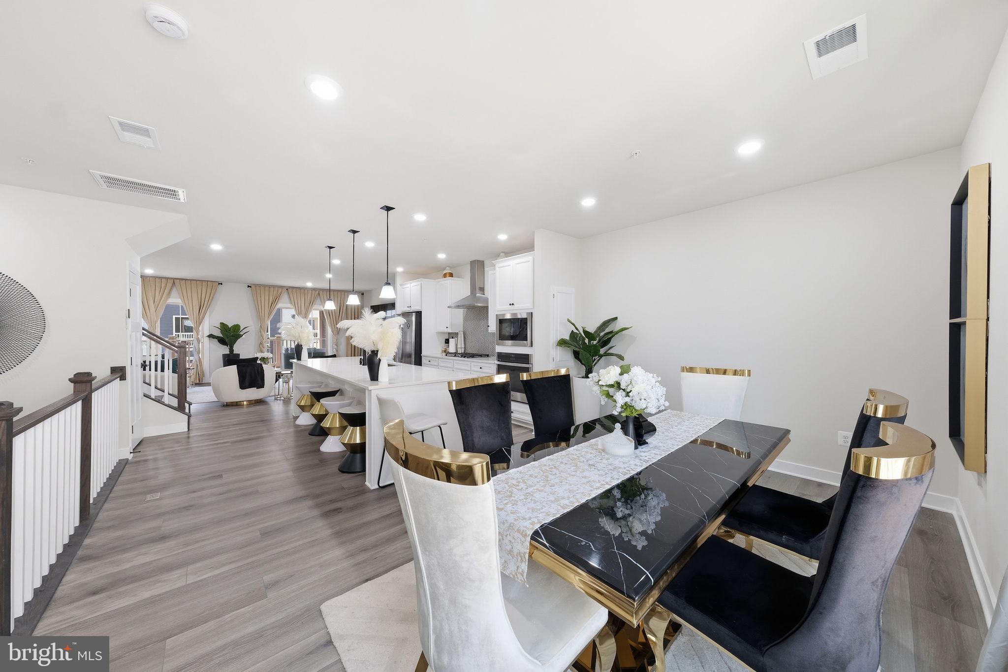 TURF VALLEY - Residential