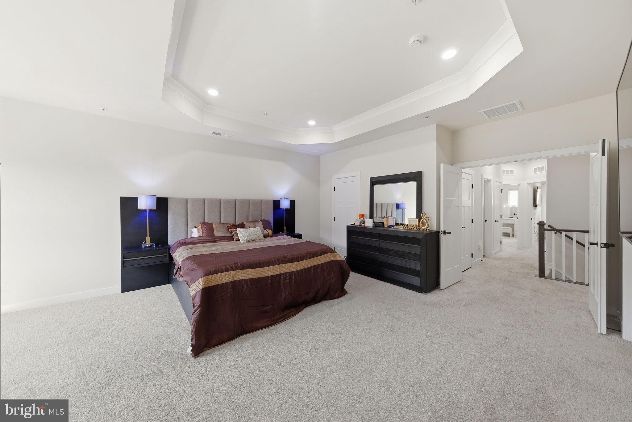 TURF VALLEY - Residential