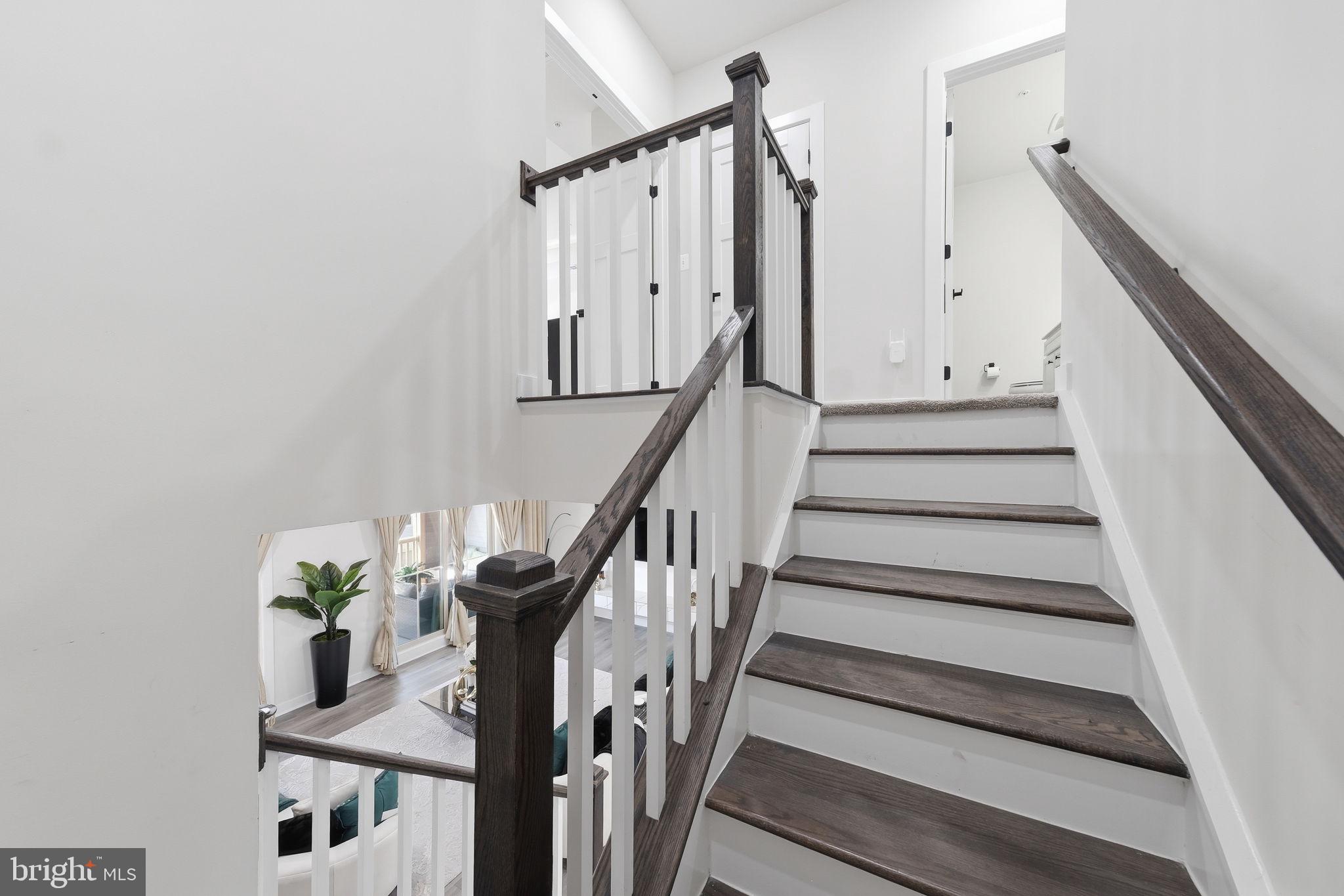 TURF VALLEY - Residential