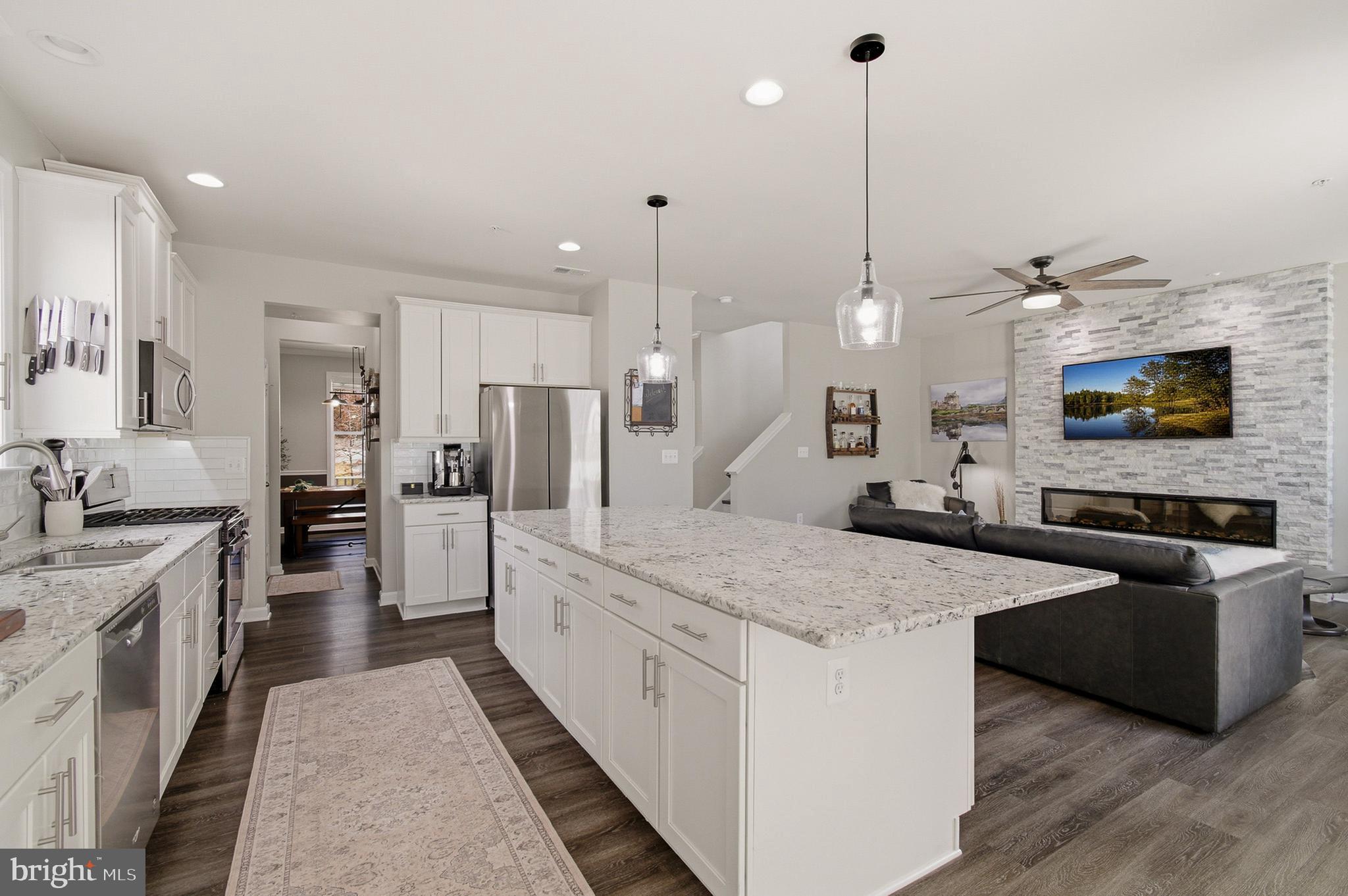 ODENTON STATION - Residential