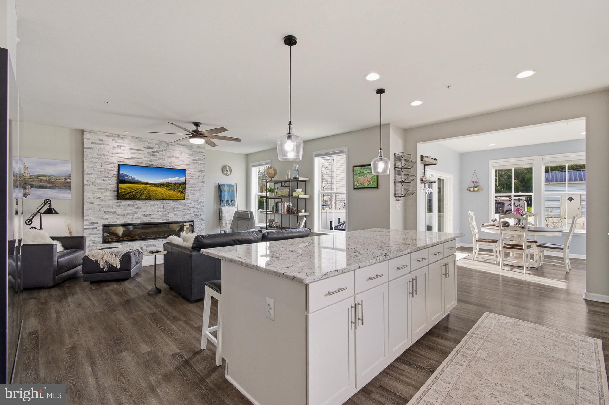 ODENTON STATION - Residential