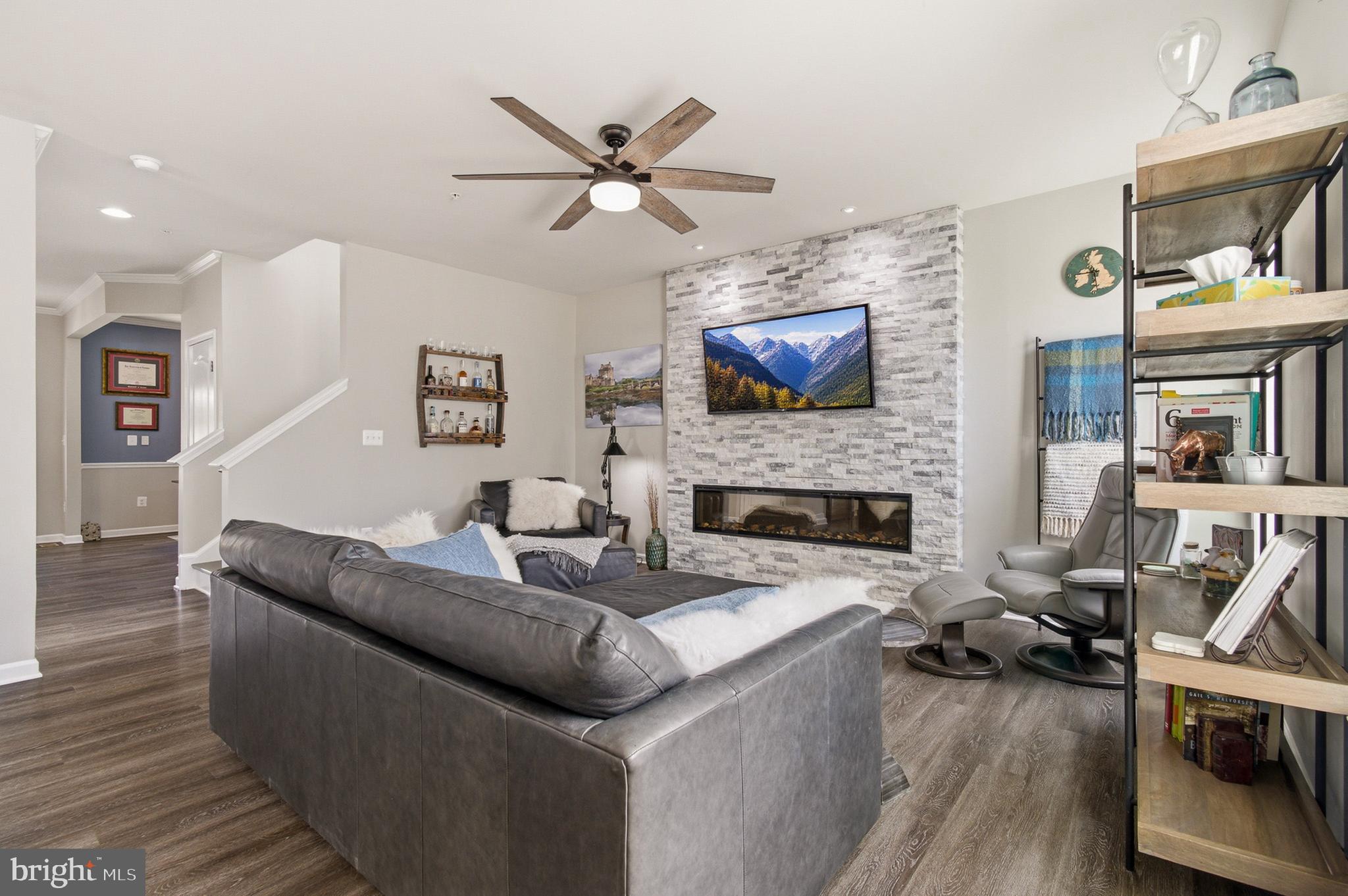 ODENTON STATION - Residential