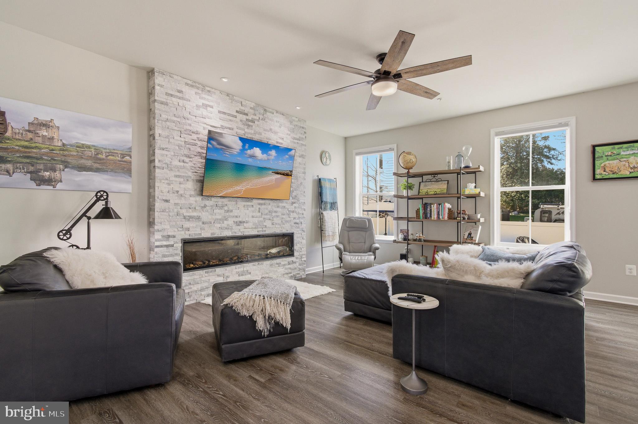 ODENTON STATION - Residential