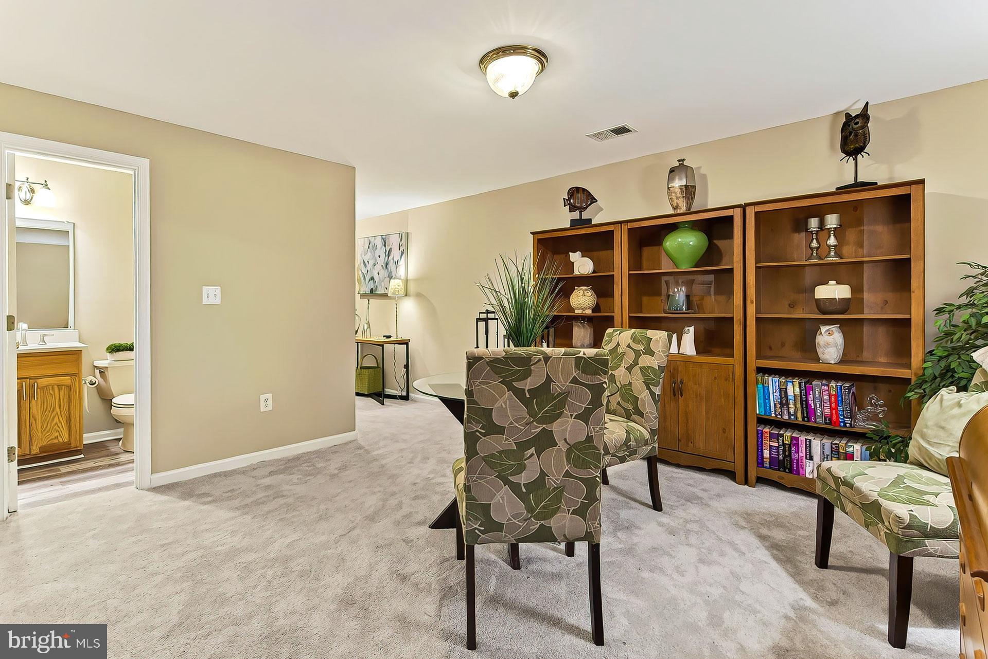 QUARTER BRANCH - Residential