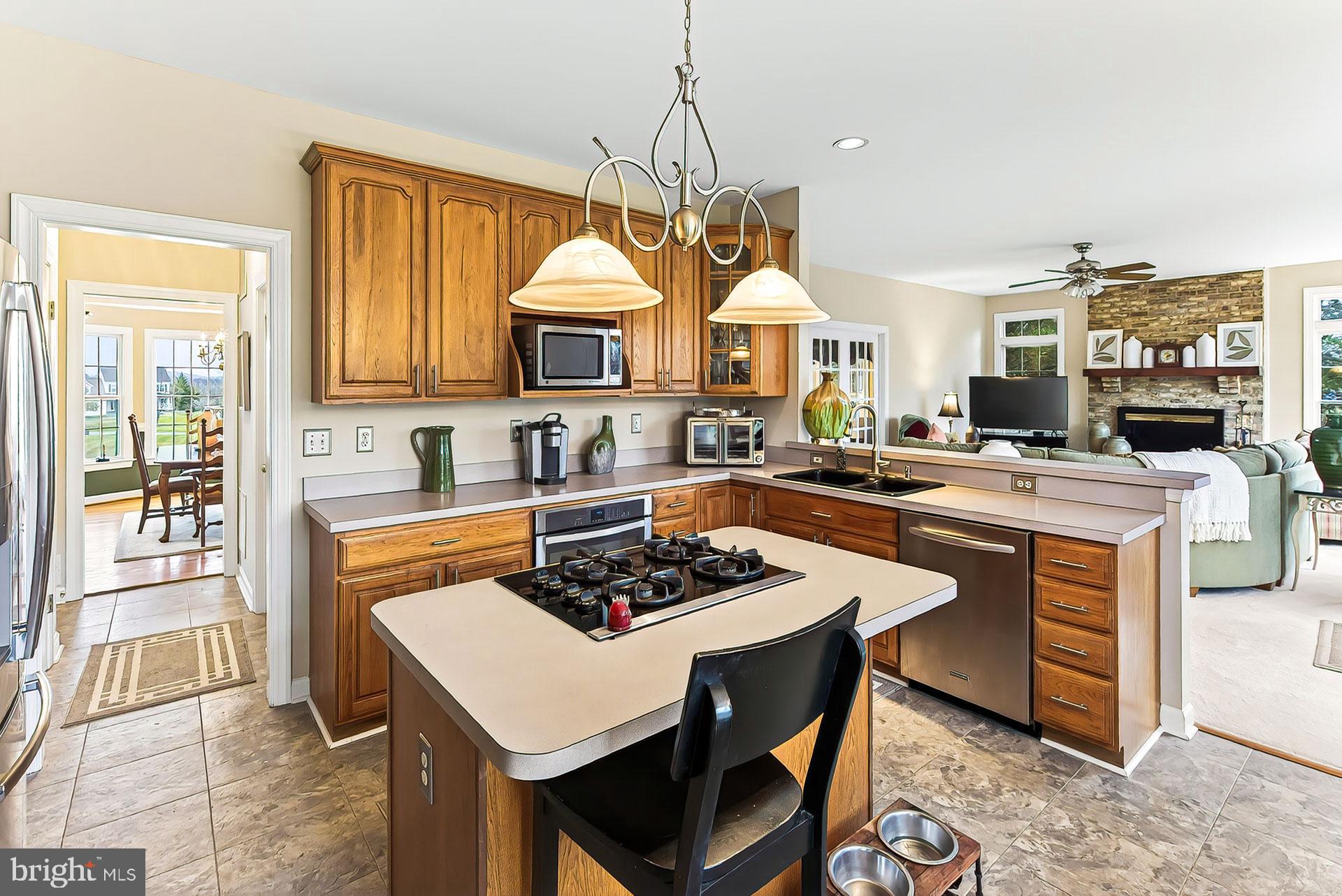 QUARTER BRANCH - Residential