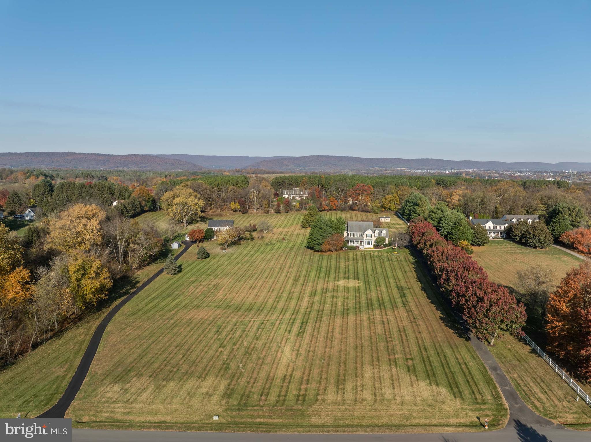 QUARTER BRANCH - Residential