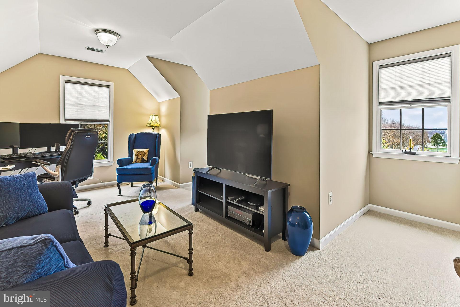 QUARTER BRANCH - Residential