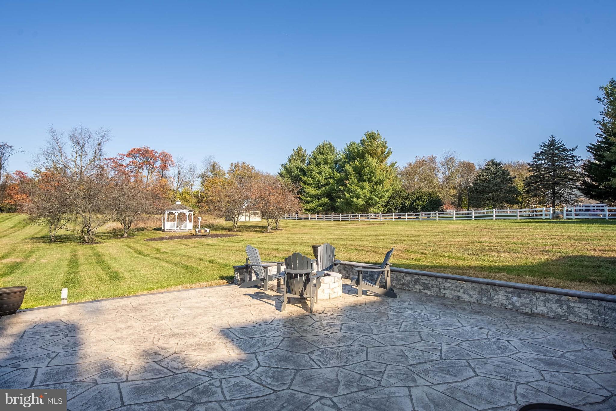 QUARTER BRANCH - Residential